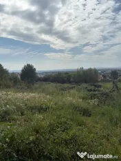 Teren intravilan 10 ari cu priveliște superbă – Str. Mir 