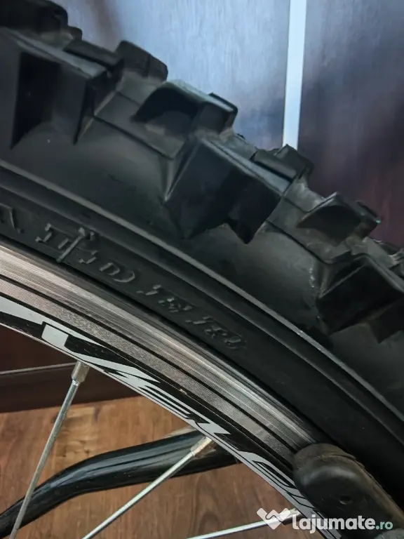 Bicicleta noua