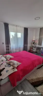 Casa primitoare cu 2 camere