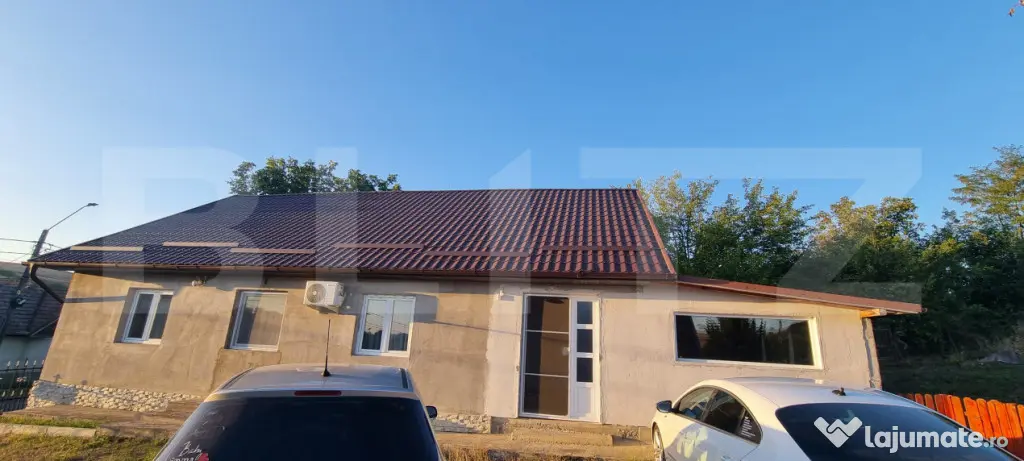 Casa primitoare cu 2 camere - Valea Larga (Mures)