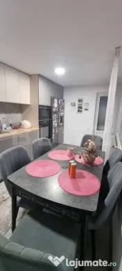 Casa primitoare cu 2 camere
