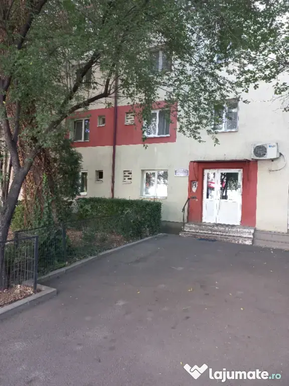 Inchirieri garsoniera 18m2. Pta Reșita