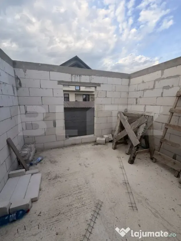 0% Comision | Casă 86 mp BCA + 10 Ari Teren, Berchisesti - - Suceava (Suceava)