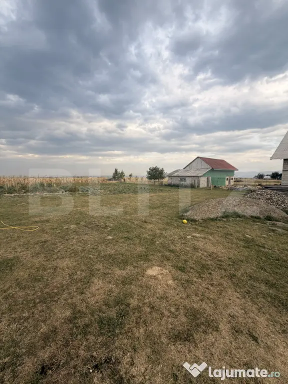 0% Comision | Casă 86 mp BCA + 10 Ari Teren, Berchisesti - - Suceava (Suceava)
