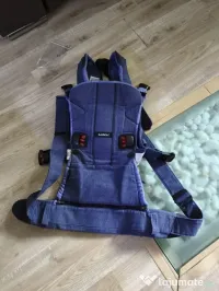 Vând Marsupiu ergonomic BabyBjörn One – stare foarte bună 