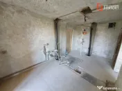 Apartament 3 camere decomandat, gata de renovat, Zona Freido