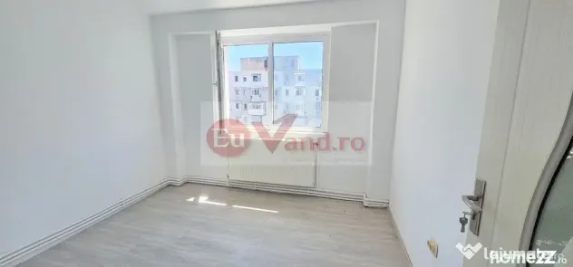 Exclusivitate - 2 camere Viziru 3, renovat, 37000 euro - Braila (Braila)