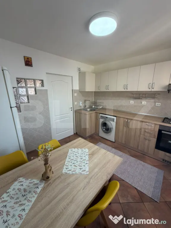 Spațiu, Liniște și Flexibilitate Apartament 3 Camere - 80 - Brasov (Brasov)