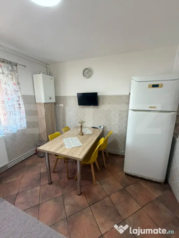 Spațiu, Liniște și Flexibilitate Apartament 3 Camere - 80 - Brasov (Brasov)