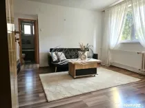 Apartament cu 2 camere si parcare pe strada Alverna