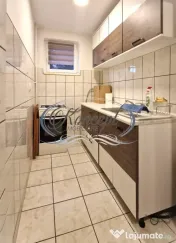 Apartament cu 2 camere si parcare pe strada Alverna 