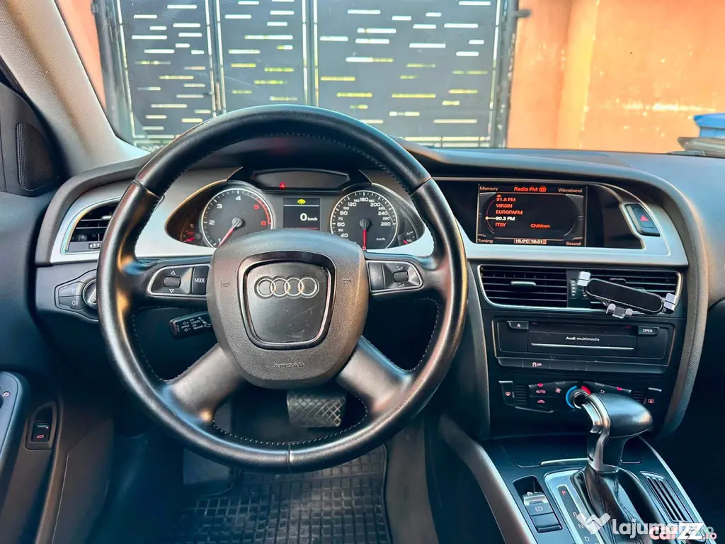 Audi A4 automat | 2.0 tdi | 2011 - Buhusi (Bacau)
