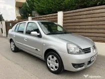 • Renault Clio Symbol • Km: 79.000 reali •
