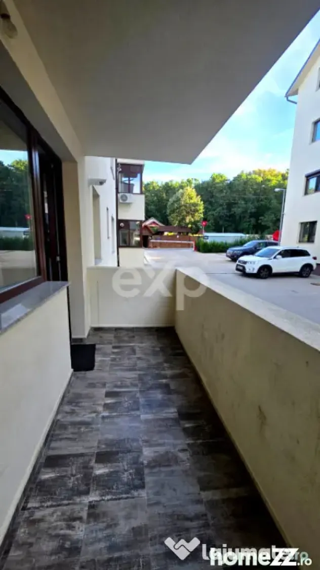 Apartament 2 camere decomandat, in Trivale Complex 3 Bloc No - Pitesti (Arges)
