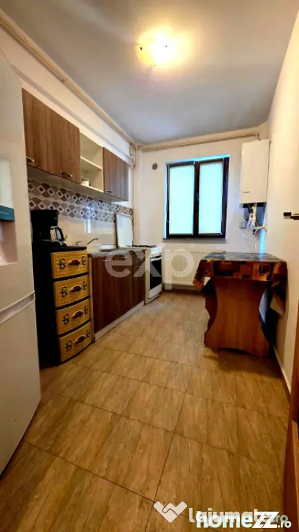 Apartament 2 camere decomandat, in Trivale Complex 3 Bloc No - Pitesti (Arges)