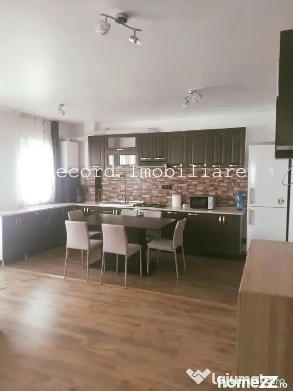 Apartament 3 camere 65 mp, etaj 1,parcare privata Parcul Poligonului - Cluj-Napoca (Cluj)