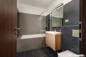 Casă ideală pentru familie–4 camere, curte amenajată... 