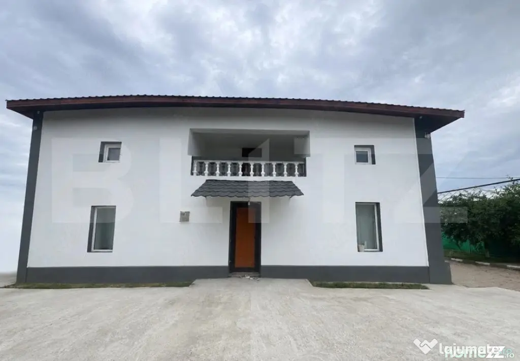 Casă bine întreținută, 120 mp utili și teren 600 mp, zo - Titu (Dambovita)