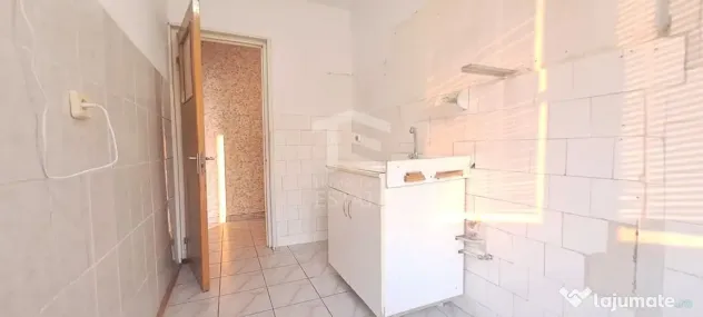 3 camere | Decomandat | Berceni - Emil Racovita - Bucuresti (Bucuresti-Ilfov)