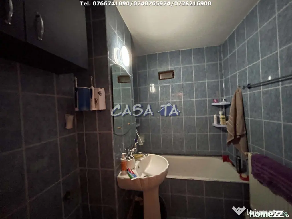 Apartament 3 Camere, Etaj 4 (cu acoperis), Bd. Ecaterina Teo - Targu Jiu (Gorj)