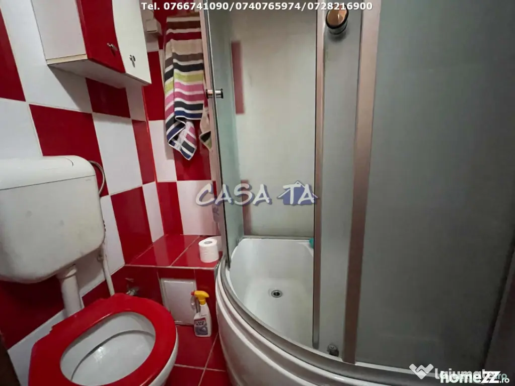 Apartament 3 Camere, Etaj 4 (cu acoperis), Bd. Ecaterina Teo - Targu Jiu (Gorj)