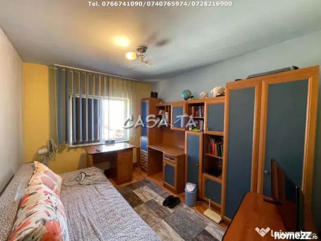 Apartament 3 Camere, Etaj 4 (cu acoperis), Bd. Ecaterina Teo - Targu Jiu (Gorj)