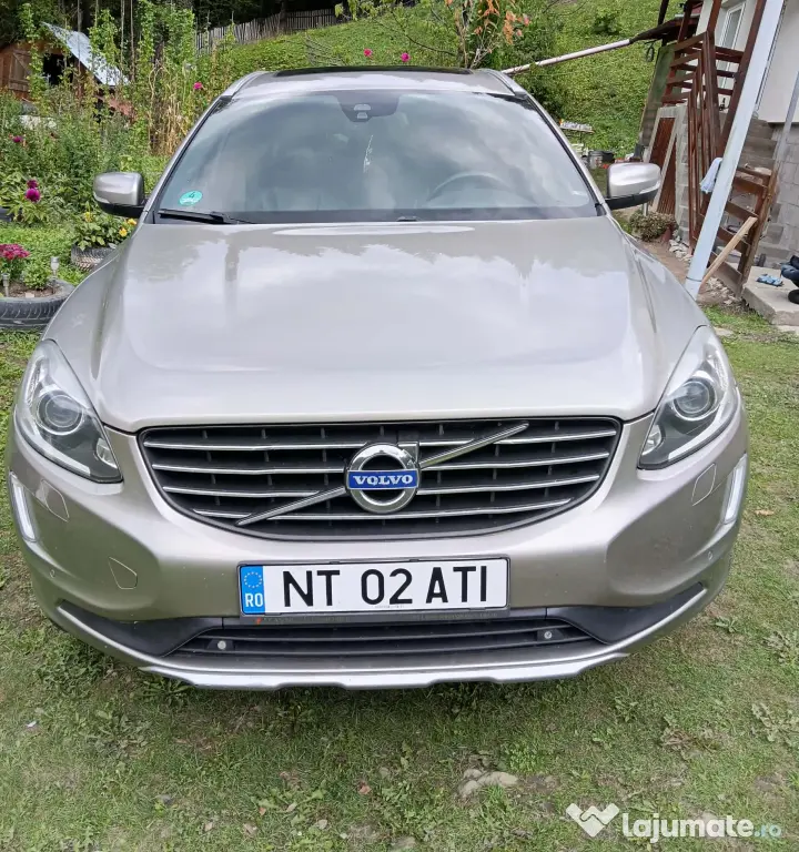 Vând Volvo XC 60 2014