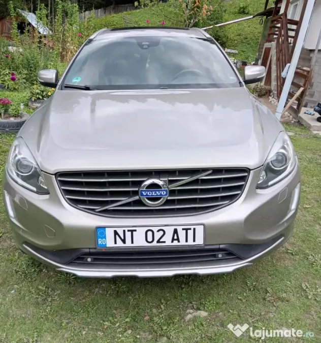 Vând Volvo XC 60 2014