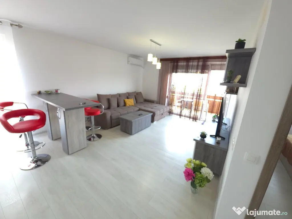 Studio Urban Coresi+loc parcare proprietar - Brasov (Brasov)