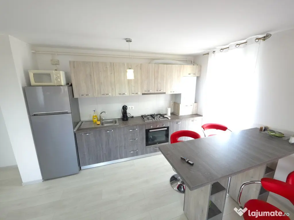 Studio Urban Coresi+loc parcare proprietar - Brasov (Brasov)