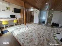 Inchiriere Apartament - casa, 3camere Zona Centrala, direct proprietar