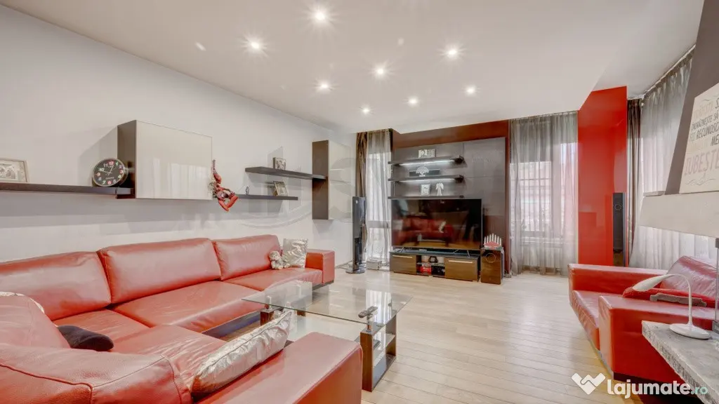 Vila de Piata Unirii l Constructie noua si garaj - Bucuresti (Bucuresti-Ilfov)