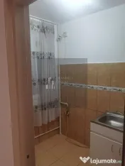 Garsoniera 31mp -etaj 3 -lift -8 min de mers Metrou Aparatorii Patriei