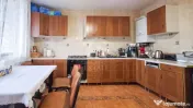 Casă 11 camere cu livadă | Dragomirești-Deal | De Închiriat 