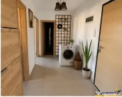 Decomandat,luminos,2 camere, lift,balcon, parcare,2018, Trac 