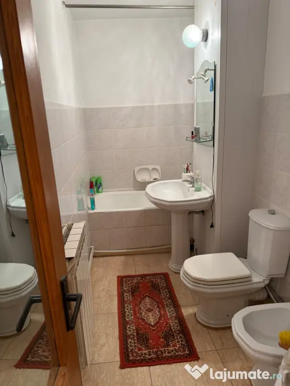 Apartament deosebit 3 camere, central Focsani