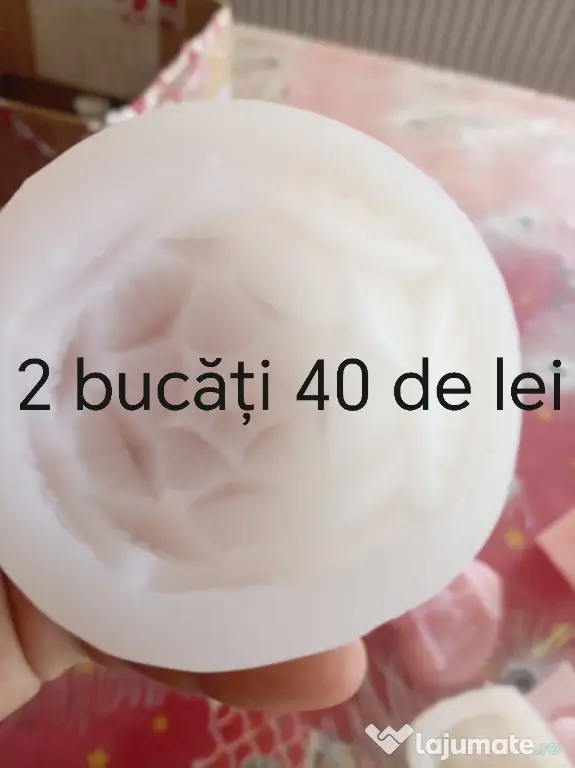Matrițe pentru lumânări din ceara