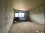 Casă spațioasă la gri in Blăjel 