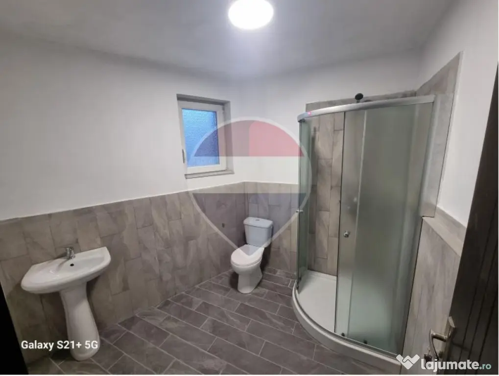 Casă de închiriat–ideală cazare personal muncitor sau familie - Cisnadie (Sibiu)