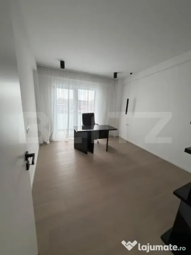 Penthouse 3 camere, 133.5 mp, Centru, zona Pirelli - Craiova (Dolj)