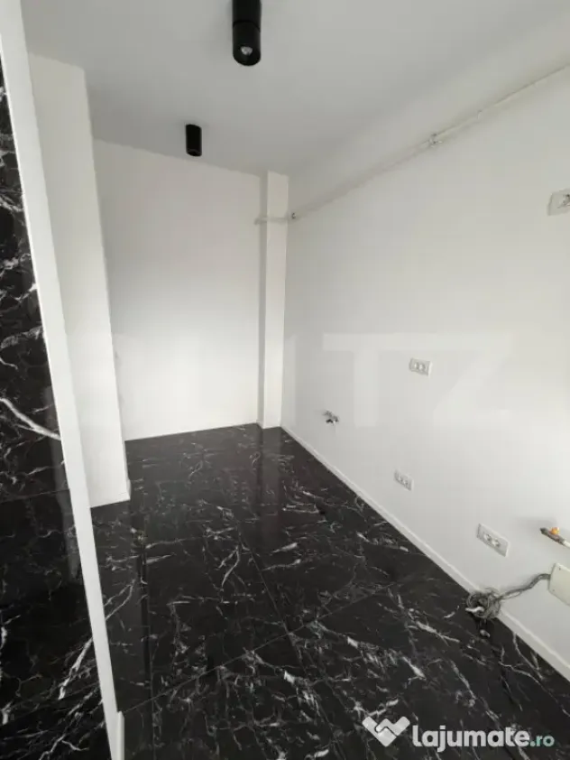 Penthouse 3 camere, 133.5 mp, Centru, zona Pirelli - Craiova (Dolj)