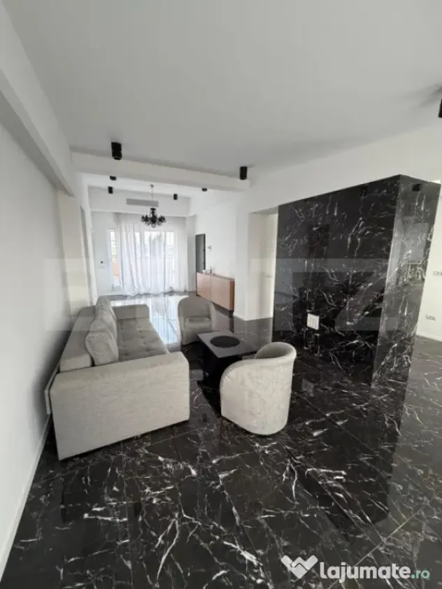 Penthouse 3 camere, 133.5 mp, Centru, zona Pirelli - Craiova (Dolj)