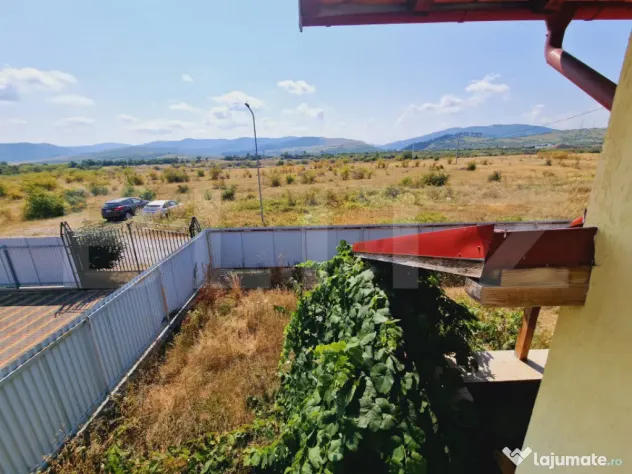 Casă 5 camere, Tărlungeni - Carpinis (Brasov)