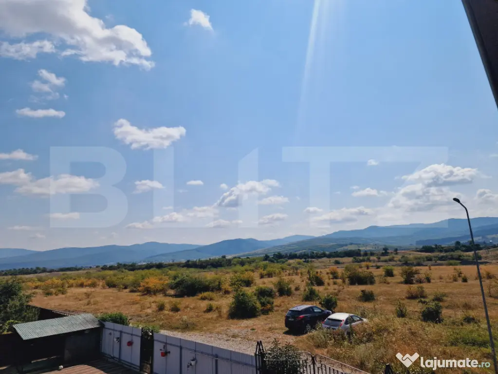 Casă 5 camere, Tărlungeni - Carpinis (Brasov)