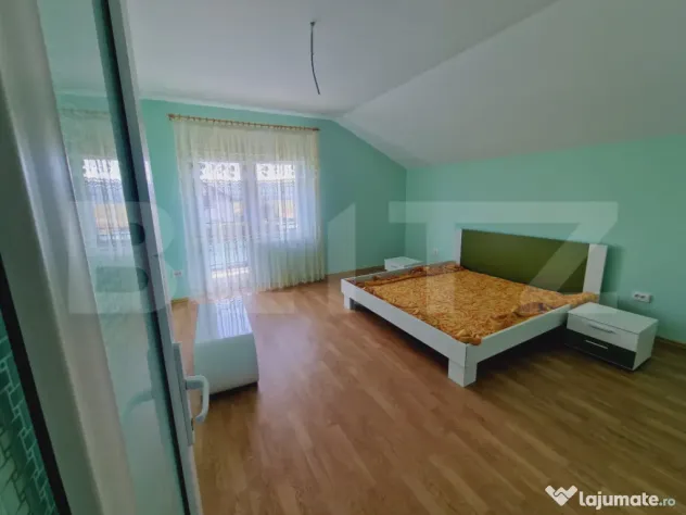 Casă 5 camere, Tărlungeni - Carpinis (Brasov)
