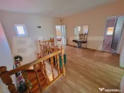 Casă 5 camere, Tărlungeni