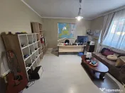 Casa Valu lui Traian partea dreapta