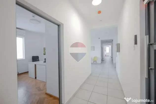 Spații de birouri de închiriat, zona Calea Borșului - Oradea (Bihor)