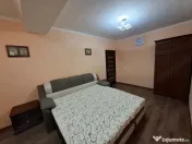 De inchiriat apartament 2 camere zona Soarelui