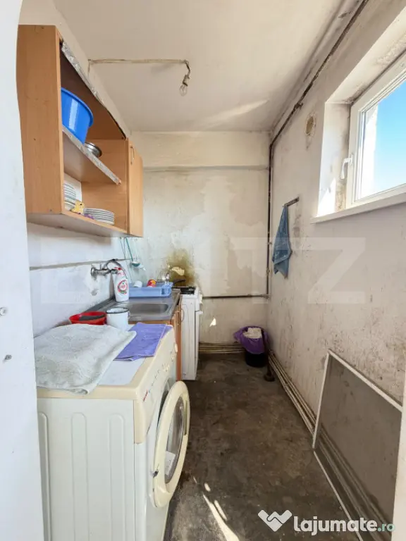 Apartament cu 3 camere, 38mp, de renovat, Micro III - Turda (Cluj)